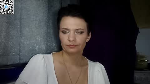 hotmamaqueen234 online show from June 2, 2026, 10:45 pm