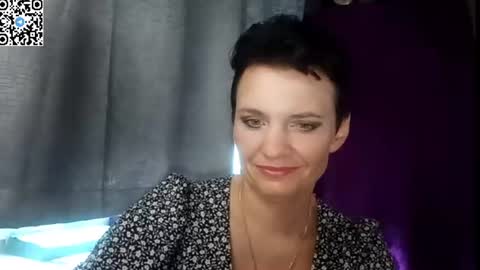 hotmamaqueen234 online show from July 14, 2026, 11:38 am
