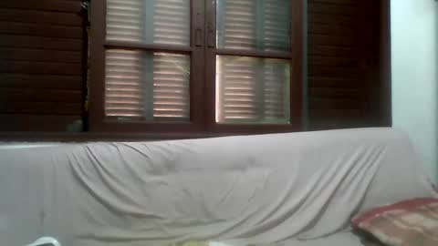 hotmansexy10 online show from April 15, 2026, 7:58 pm