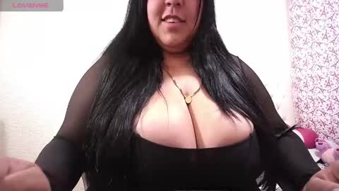 Snapshot of hotmartinaxxx chatting on April 8, 2026, 6:52 pm Natalia online show from April 8, 2026, 6:52 pm