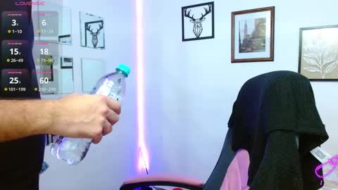 Snapshot of hotmathewv chatting on March 7, 2025, 5:29 am mathew online show from March 7, 2025, 5:29 am