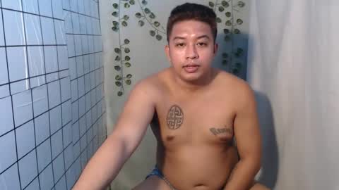 Snapshot of hotnielkhalifa chatting on November 25, 2025, 4:40 pm neilkhalifa online show from November 25, 2025, 4:40 pm