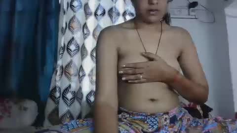 lola online show from October 23, 2025, 5:51 am