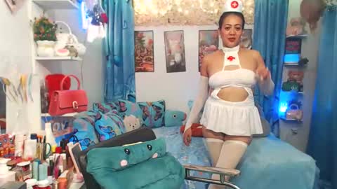 hotpinay_mira online show from April 1, 2026, 1:41 pm
