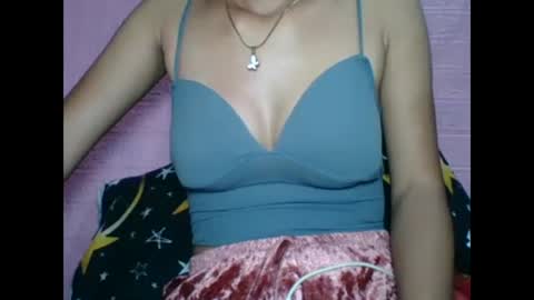 hotpink4u online show from January 29, 2025, 4:05 am