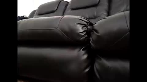 hotrox6942 online show from April 2, 2026, 4:48 pm