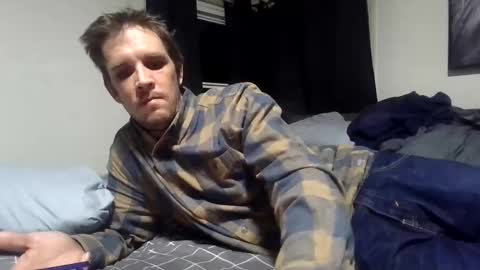 Snapshot of hotslimboy24 chatting on December 21, 2024, 2:30 am sexy mark online show from December 21, 2024, 2:30 am