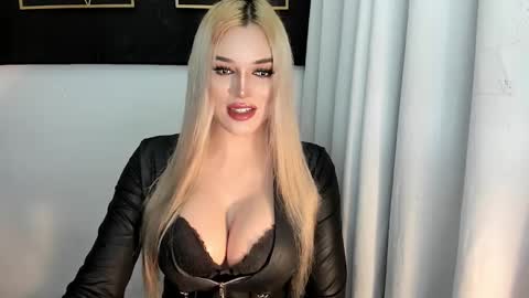 STELLA online show from October 25, 2025, 5:15 am