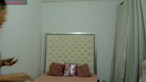 Eryka online show from October 1, 2025, 3:01 am