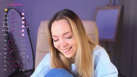 Snapshot of hottease_pvt chatting on January 14, 2025, 5:30 am hello Im Eva online show from January 14, 2025, 5:30 am