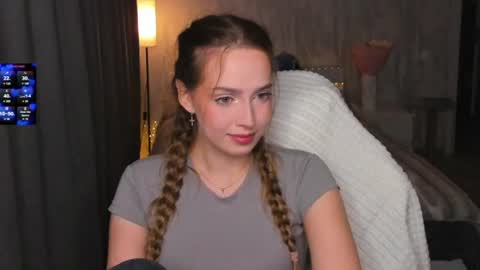 Snapshot of hottease_pvt chatting on July 26, 2026, 12:12 pm hello Im Eva online show from July 26, 2026, 12:12 pm