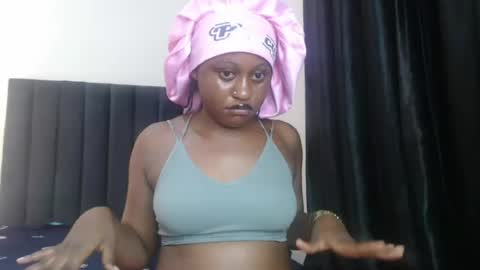 Ella online show from July 5, 2026, 10:39 pm