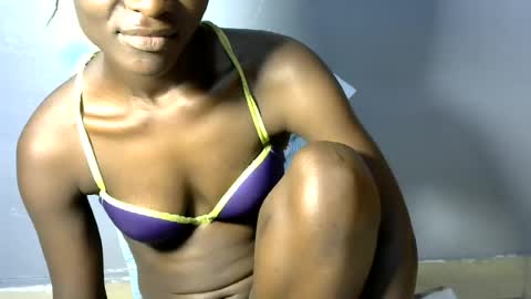 hottie_gal90 online show from July 12, 2026, 5:09 am