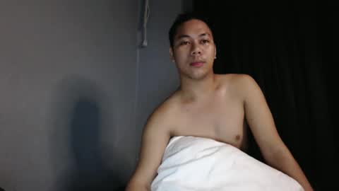 hottie_kyle69 online show from May 3, 2026, 5:35 am