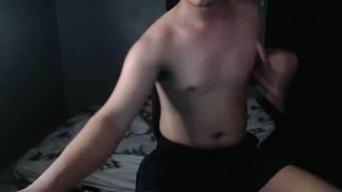 hottie_kyle69 online show from May 21, 2026, 12:01 pm