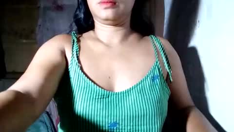 Snapshot of hottie_mama2022 chatting on September 24, 2025, 9:07 pm Lyn online show from September 24, 2025, 9:07 pm