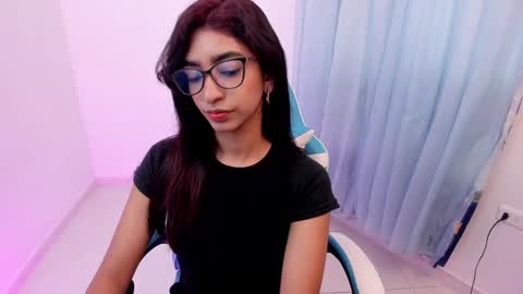 Snapshot of hottie_veronica chatting on February 4, 2025, 2:32 pm Veronica independent model online show from February 4, 2025, 2:32 pm