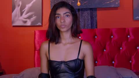 Snapshot of hottie_veronica chatting on April 17, 2026, 8:01 pm Veronica independent model online show from April 17, 2026, 8:01 pm
