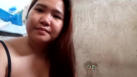 Snapshot of hottiecum27 chatting on February 28, 2026, 8:48 am hottiecum27 online show from February 28, 2026, 8:48 am