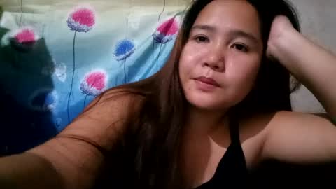 hottiecum27 online show from July 27, 2026, 1:18 pm