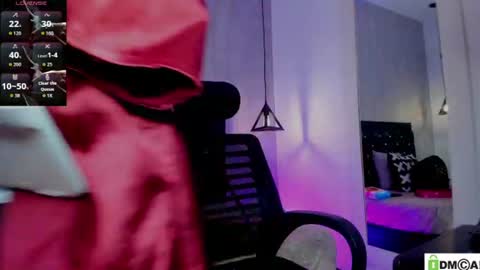 Juls online show from July 7, 2026, 7:51 pm