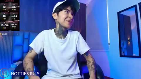 Juls online show from July 28, 2026, 7:39 pm