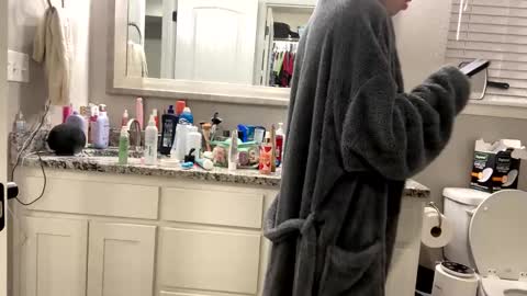 Snapshot of hottiewithabody101 chatting on April 6, 2026, 10:27 am hottiewithabody101 online show from April 6, 2026, 10:27 am