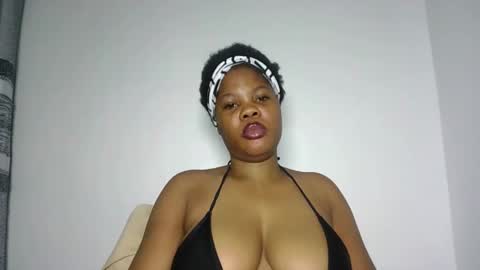 hotty_lora889 online show from January 31, 2026, 7:56 pm