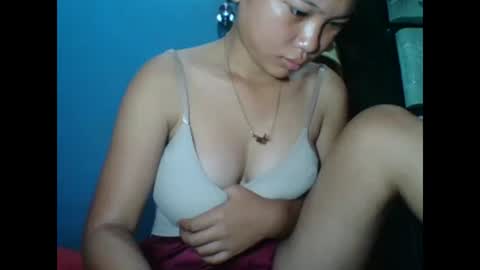 hotwild4u04 online show from December 13, 2024, 11:06 pm