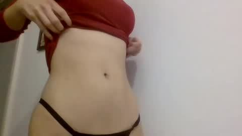 Snapshot of hotwinterxx chatting on December 23, 2024, 5:22 pm Hotwixx online show from December 23, 2024, 5:22 pm