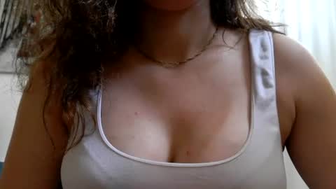 Snapshot of hotwinterxx chatting on July 2, 2026, 6:19 am Hotwixx online show from July 2, 2026, 6:19 am