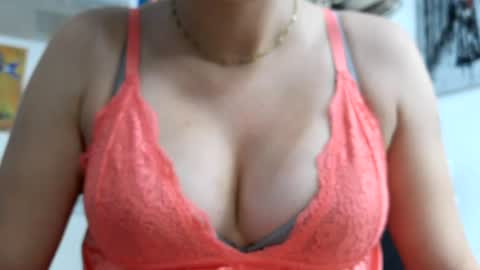 Snapshot of hotwinterxx chatting on July 12, 2026, 7:32 am Hotwixx online show from July 12, 2026, 7:32 am