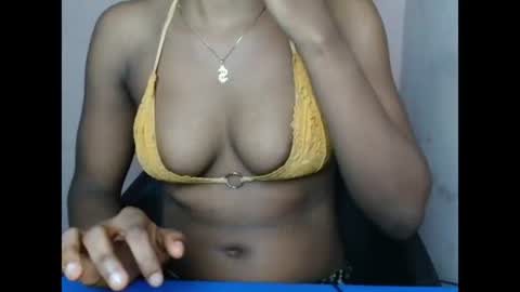 hotxxebony online show from April 13, 2026, 2:28 am