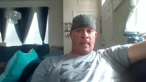 Snapshot of hotyummycock69 chatting on September 17, 2025, 7:37 pm hotyummycock69 online show from September 17, 2025, 7:37 pm