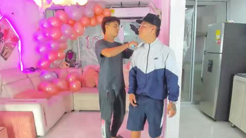 Snapshot of houseofwarrios chatting on October 29, 2025, 5:10 am we are Harry Jersi pablo and our mod talco online show from October 29, 2025, 5:10 am