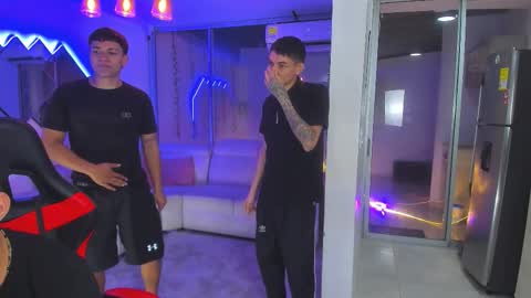 Snapshot of houseofwarrios chatting on December 19, 2025, 5:25 am we are Harry Jersi pablo and our mod talco online show from December 19, 2025, 5:25 am