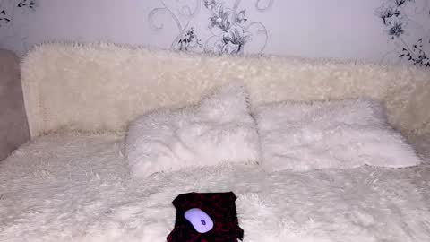 Snapshot of hranitel228 chatting on November 1, 2025, 3:25 pm SamNelly online show from November 1, 2025, 3:25 pm