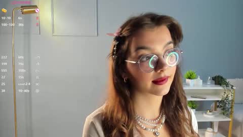 Diane online show from September 27, 2025, 7:19 pm