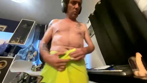 hubeer online show from April 24, 2026, 5:37 pm