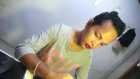 Snapshot of hugcock69_precious chatting on December 16, 2024, 11:50 pm Precious online show from December 16, 2024, 11:50 pm