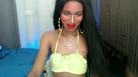 Snapshot of hugecock_caramel chatting on April 12, 2026, 6:29 am hugecock_caramel online show from April 12, 2026, 6:29 am