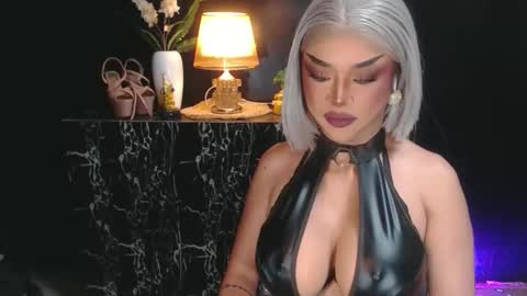 Snapshot of hugecockchristine chatting on May 30, 2026, 6:05 pm Christine online show from May 30, 2026, 6:05 pm