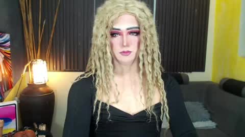 MsLovely online show from April 22, 2026, 10:22 pm