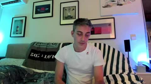 Snapshot of hugolandcam chatting on December 3, 2024, 9:23 pm Hugo online show from December 3, 2024, 9:23 pm