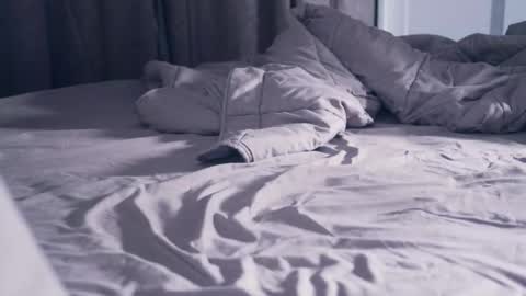 hugyhuge online show from January 14, 2026, 6:30 am