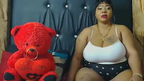 Snapshot of humongoustitss500929 chatting on October 9, 2025, 5:11 pm humongoustitss500929 online show from October 9, 2025, 5:11 pm