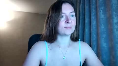 HumpyGrey online show from September 27, 2025, 4:23 pm