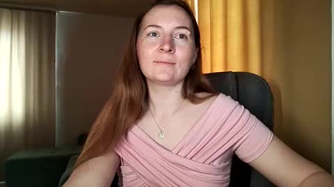 Snapshot of humpygrey chatting on June 5, 2026, 6:42 am HumpyGrey online show from June 5, 2026, 6:42 am