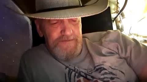 hung34u online show from October 8, 2025, 5:16 am