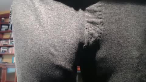 Big uncut cock dripping online show from February 1, 2025, 12:29 am